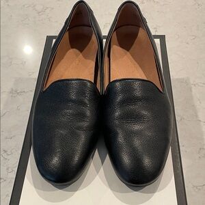 Vionic Black Leather Loafers